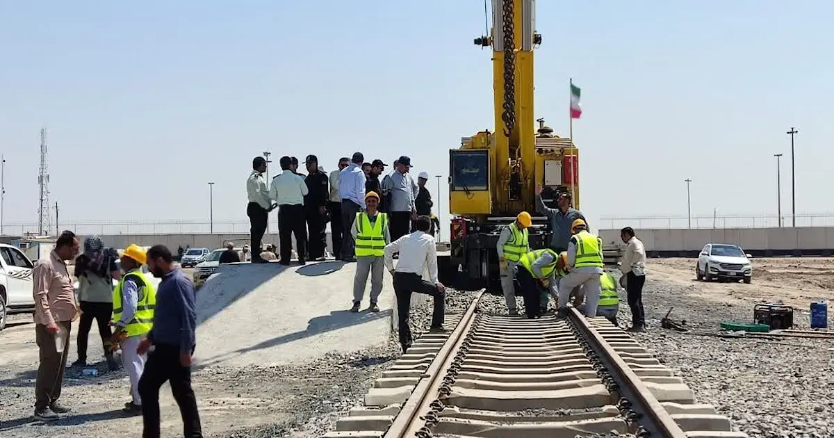 إطلاق مشروع الربط السككي بين إيران والعراق لتعزيز النقل والتبادل التجاري