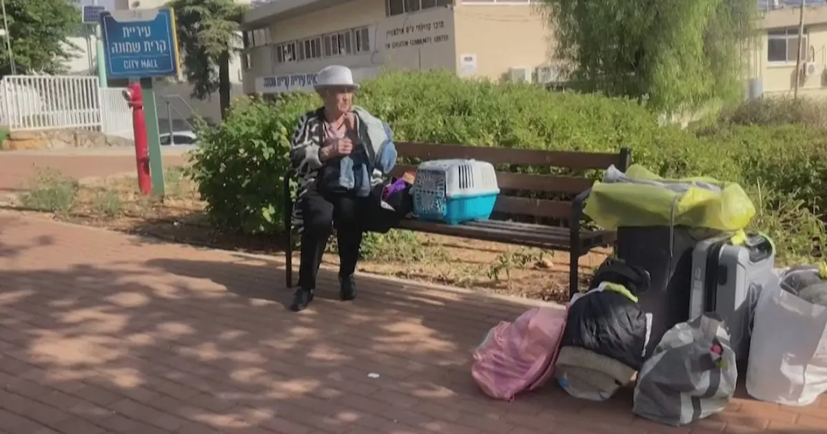 إخلاء واسع للمستوطنات الإسرائيلية في الشمال والجنوب