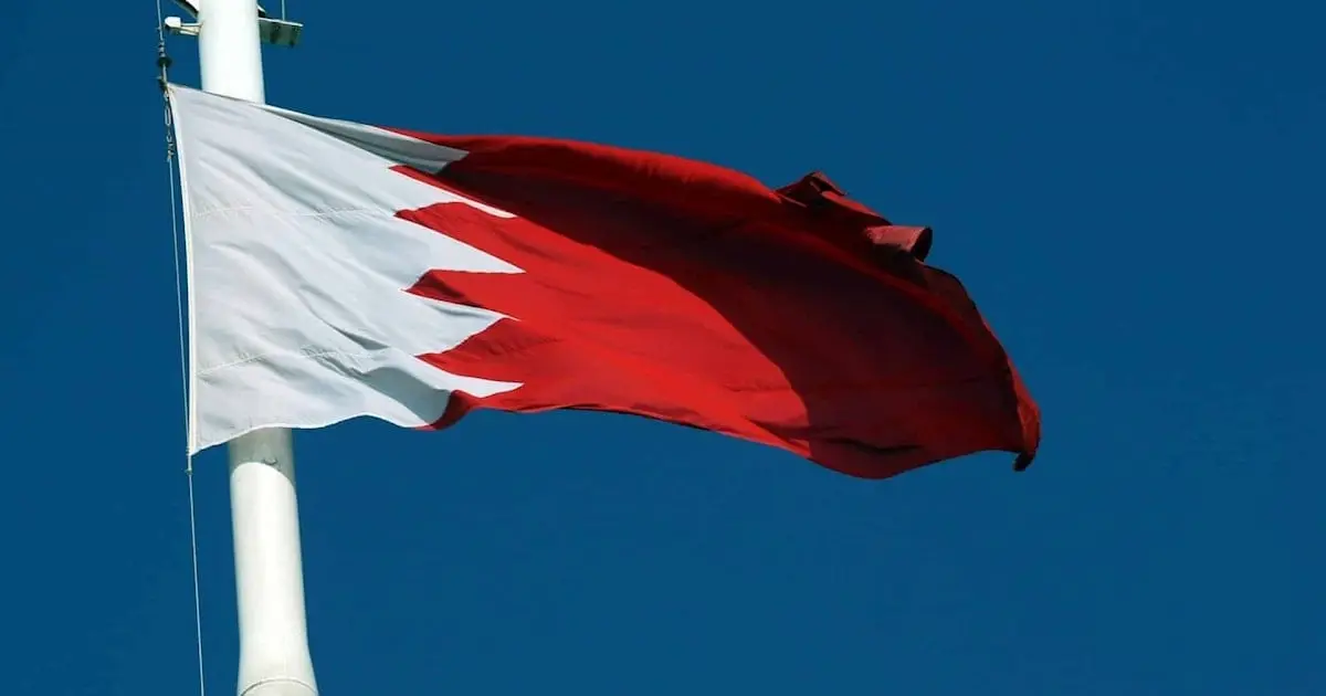 البحرين تعلن استئناف علاقاتها الدبلوماسية مع لبنان على مستوى السفراء