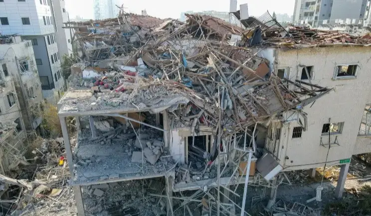 شلل في الشمال الإسرائيلي وارتهان القرار السياسي لطهران