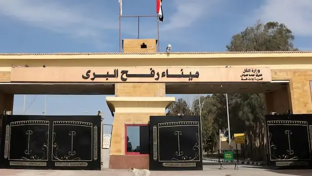 أكاديمي إسرائيلي يحذر من تداعيات فتح معبر رفح وتآكل الاستراتيجية العسكرية