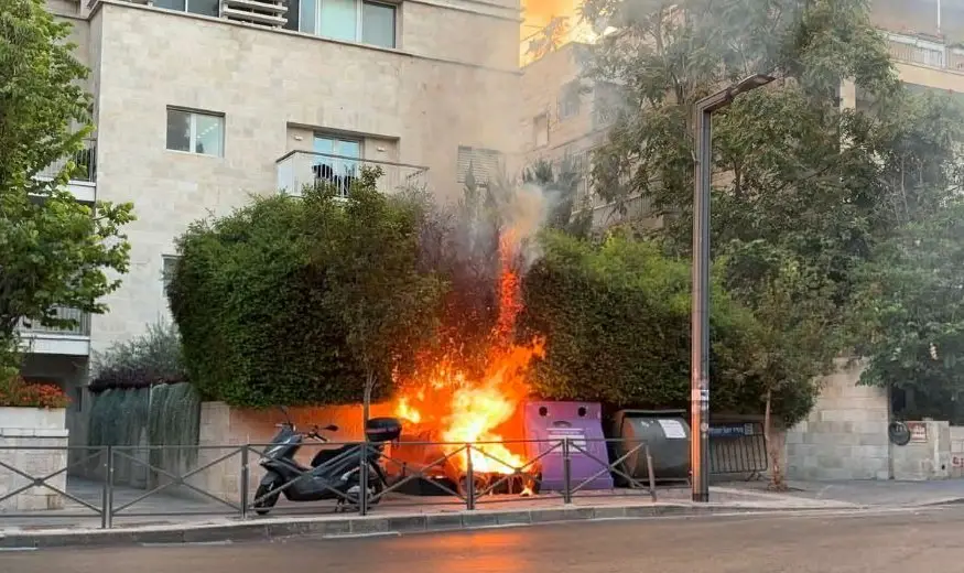 احتجاجات واسعة في القدس تطالب بصفقة تبادل وتصل إلى محيط مقر نتنياهو