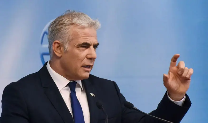 لابيد يطالب بإنهاء الحرب في غزة ويطرح رؤية بديلة لنتنياهو