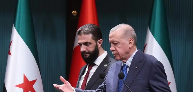 تقديرات استخباراتية إسرائيلية ترجح سيناريو الانقلاب على الجولاني