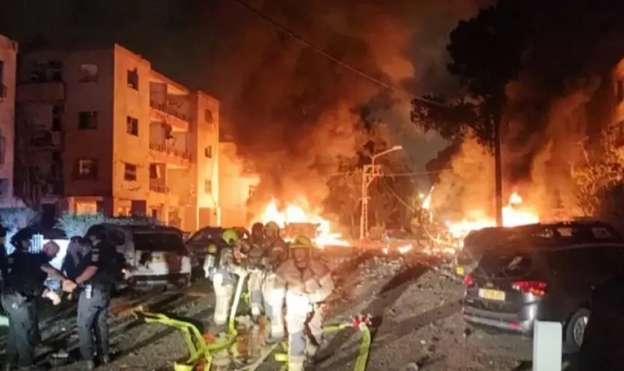 محلل إسرائيلي: واشنطن تخدم استراتيجية طهران وتدفعنا نحو خطر وجودي