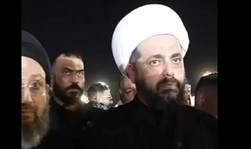 مراسم رسمية في مطار النجف لاستقبال جثمان السيد الخامنئي