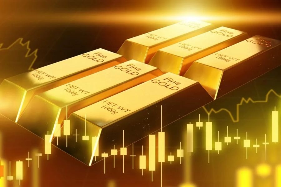الذهب يهبط لأدنى مستوى في أسبوعين مع صعود النفط ومخاوف التضخم