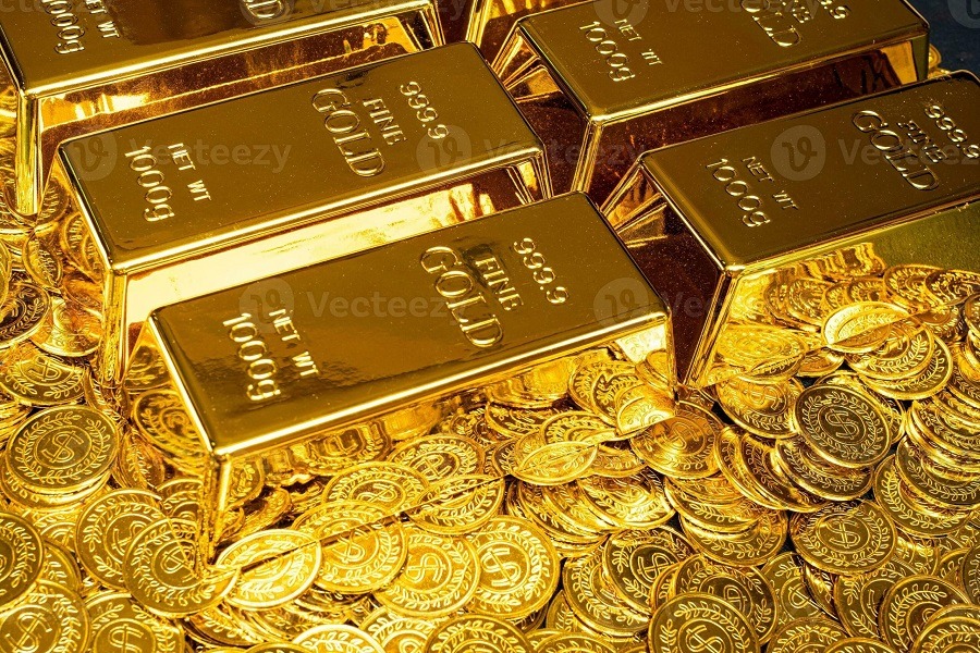 انخفاض الذهب مع تماسك الدولار
