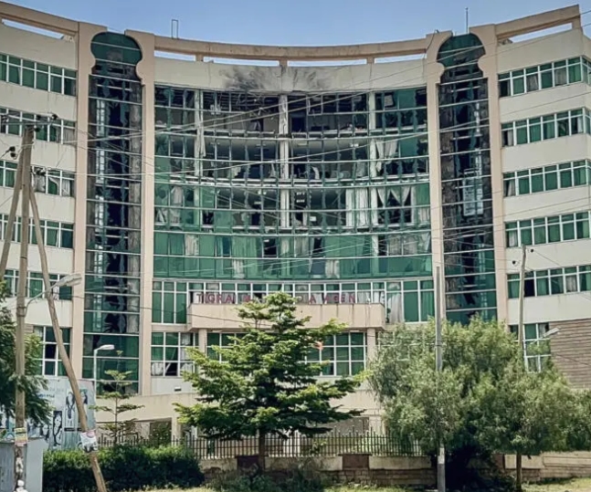 الجيش الإثيوبي يكثف عملياته شمالاً ومسيّرة تستهدف مقر تلفزيون تيغراي في ميكيلي