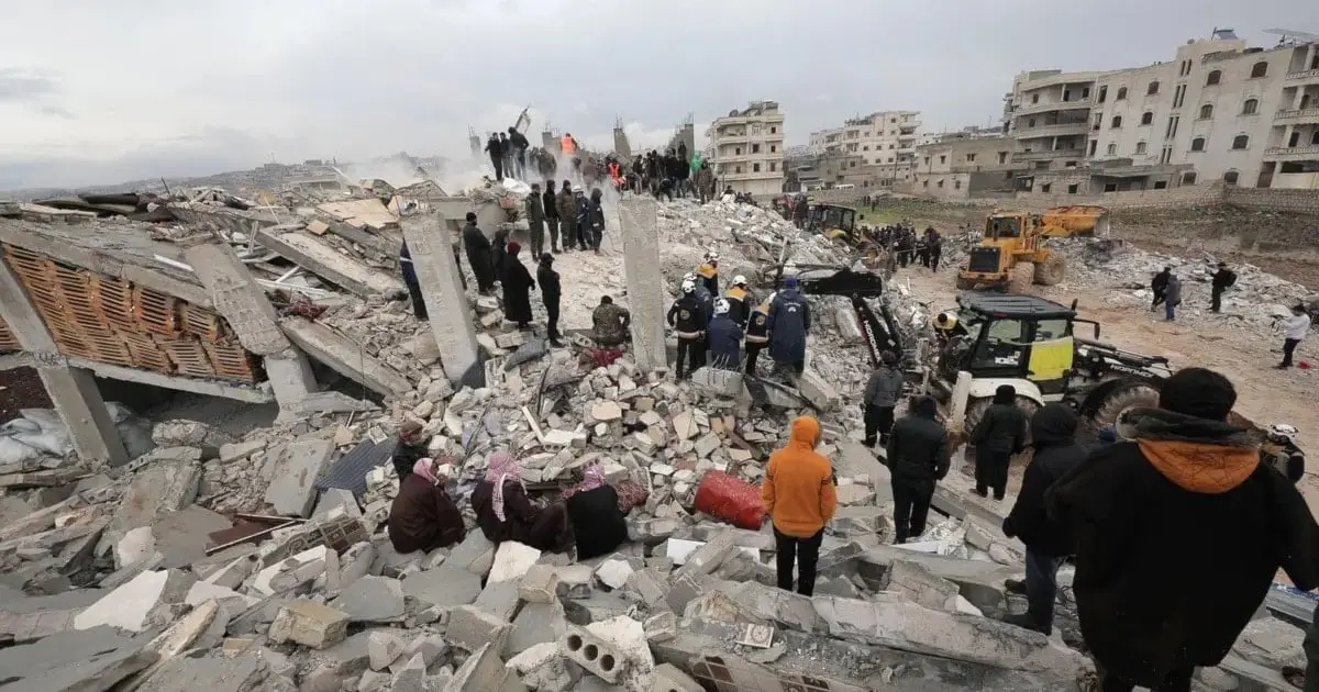 وفيات الزلزال في سوريا نحو 3 آلاف.. والأمم المتحدة: العقوبات تضر بالعمل الإنساني وفيات الزلزال في سوريا نحو 3 آلاف.. والأمم المتحدة: العقوبات تضر بالعمل الإنساني