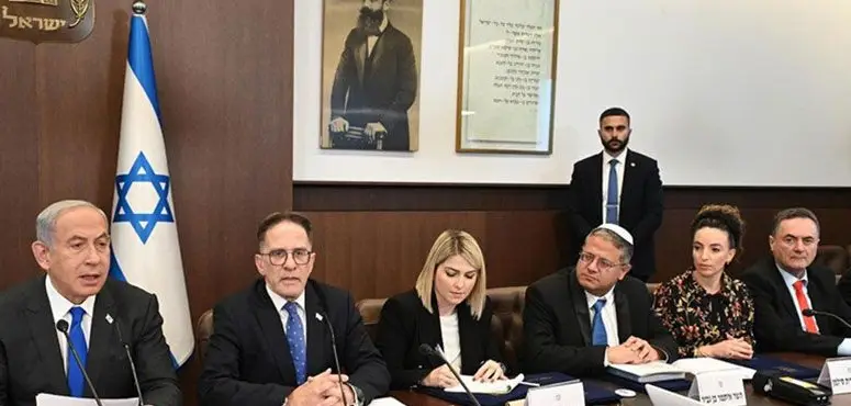 خلافات داخل الكابينت الإسرائيلي حول استئناف مفاوضات التبادل