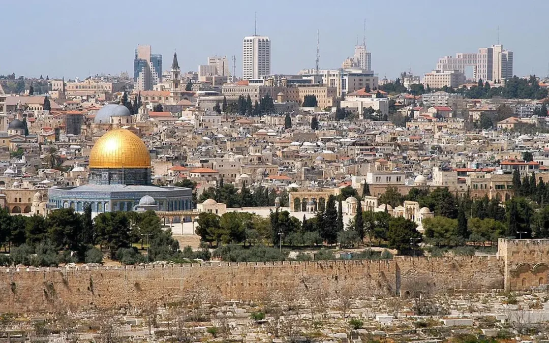 تقرير رسمي يكشف ثغرات أمنية جسيمة في معابر غلاف القدس
