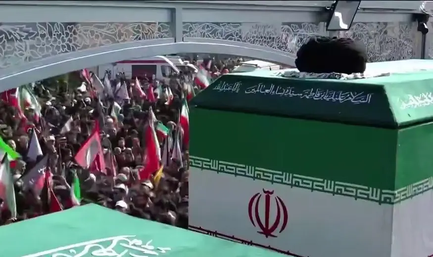 مراسم رسمية وشعبية لاستقبال جثمان الإمام الخامنئي في النجف وكربلاء
