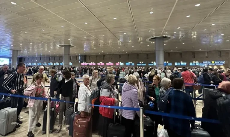 مؤشرات مقلقة: تصاعد معدلات الهجرة طويلة الأمد من الكيان الصهيوني